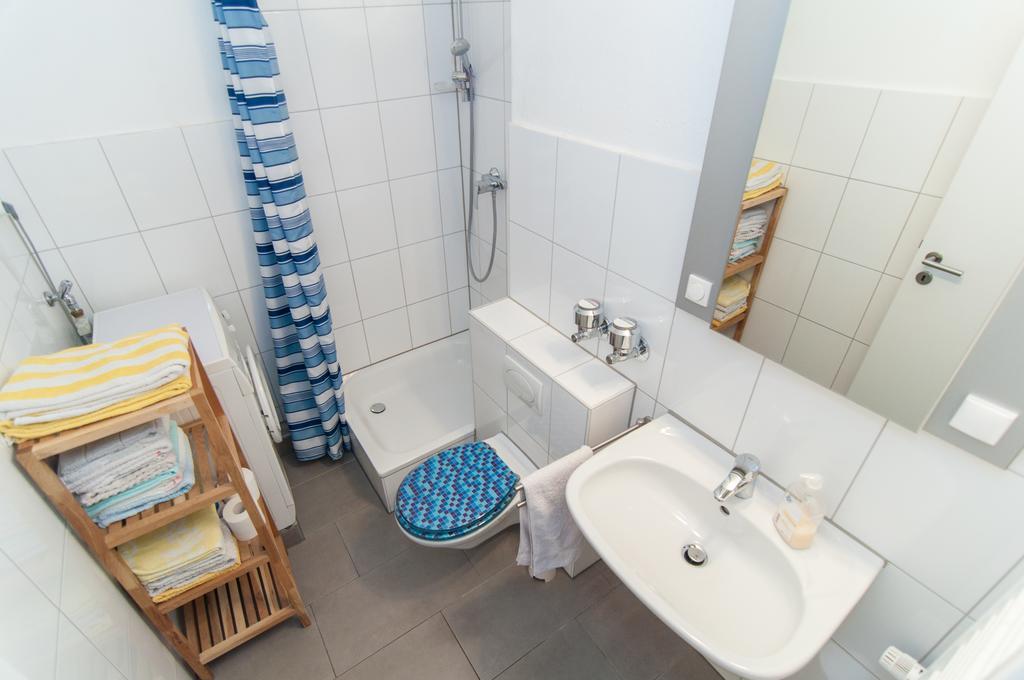 Monteurwohnung Нойс Номер фото